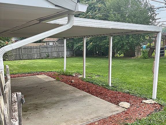2nd image of 5716 Traymore Dr