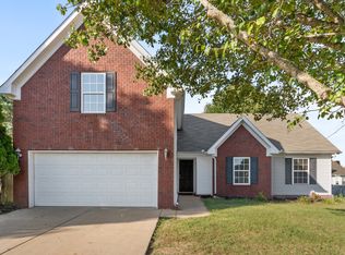 2210 Dewey Dr, Spring Hill, TN 37174