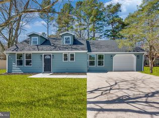 6 Raysmith Rd, Sicklerville, NJ 08081