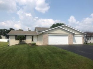 523 Merilot Dr, Roscoe, IL 61073