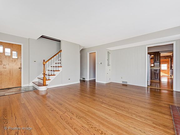 3rd image of 342 N Stewart Ave
