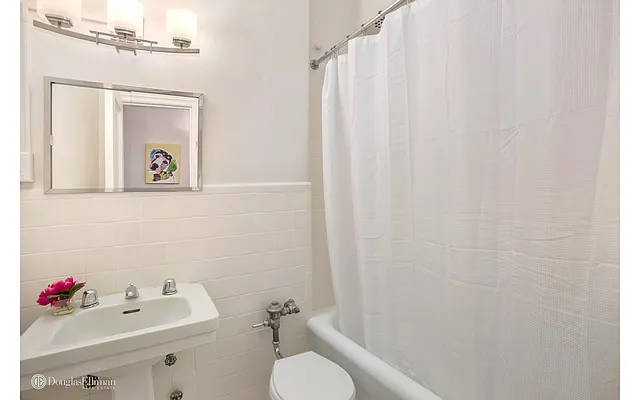 Sold by Douglas Elliman | media 6