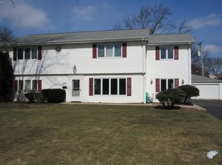 1760 Harrison St, Glenview, IL 60025