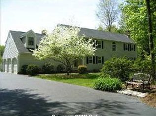 394 Northwood Dr, Guilford, CT 06437