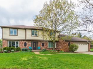 34 Ironwood Ct, Carmel, IN 46033