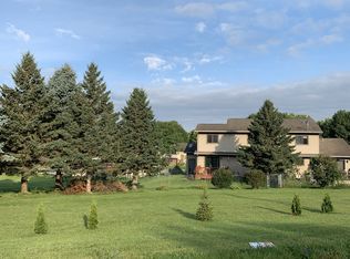 730 Crawford Dr #A, Cottage Grove, WI 53527