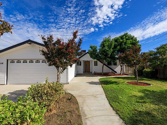 3rd image of 3118 Farris Ave