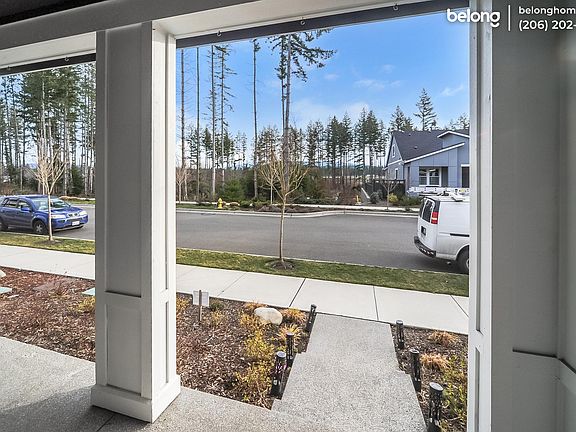 3rd image of 33259 Evergreen Ave SE