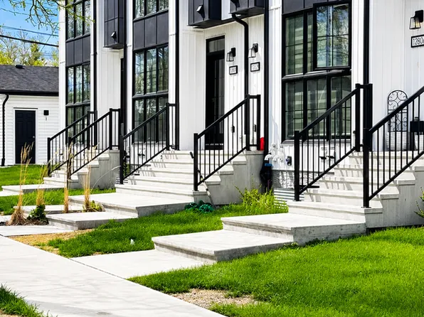 12810 113th Ave NW Unit 1, Edmonton, AB T5M 2W7
