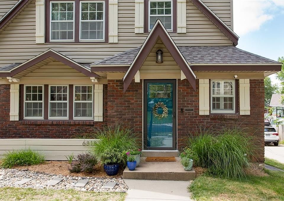 6818 Main St, Kansas City, MO 64113 | Zillow