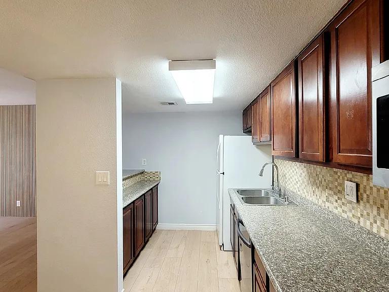 4960 Indian River Dr #467 — Photo 10