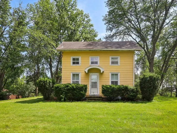 623 Lynn Ave, Baraboo, WI 53913