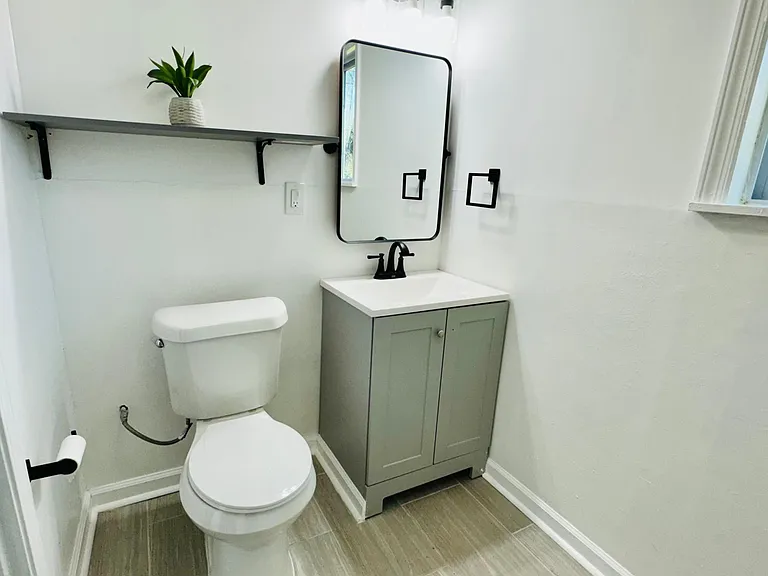 818 Maple Ave SW — Photo 11