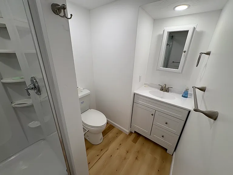 219 Seaside Ave — Photo 10