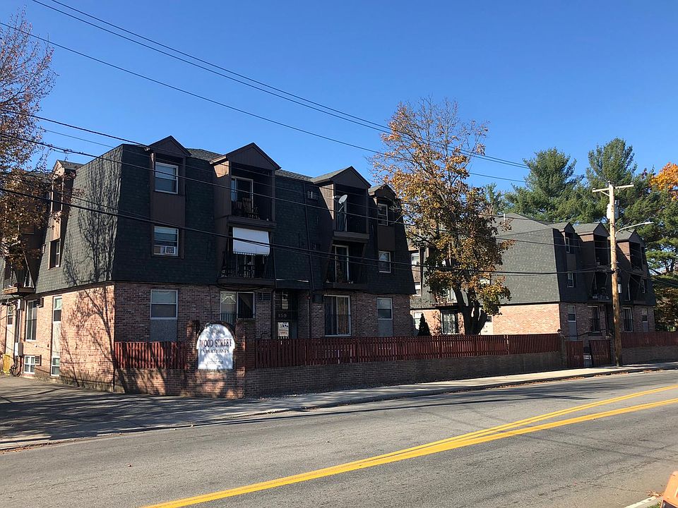 1st image of 151 Wood St #14