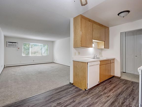 4th image of 3050 Old Highway 8 APT 202