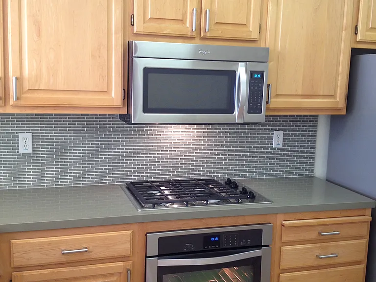 124 Crescent Ct — Photo 2