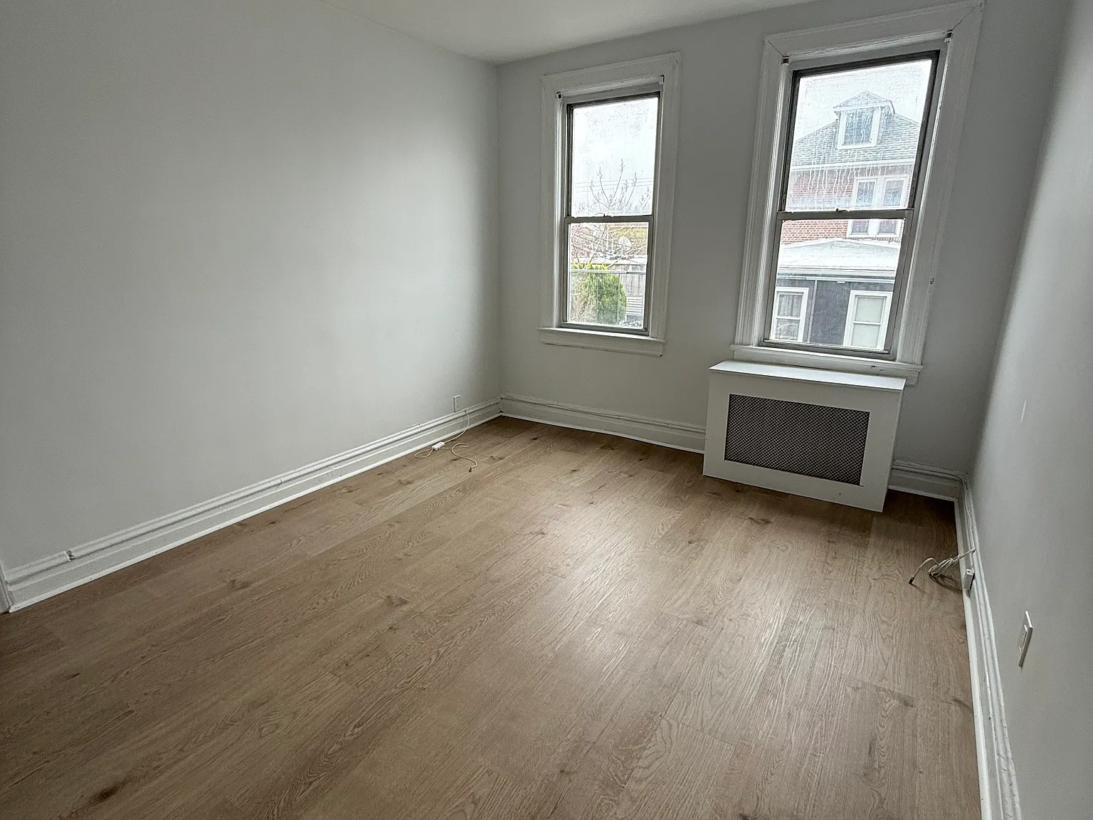 2 bed, 800 sqft, $2,500 — Photo 2