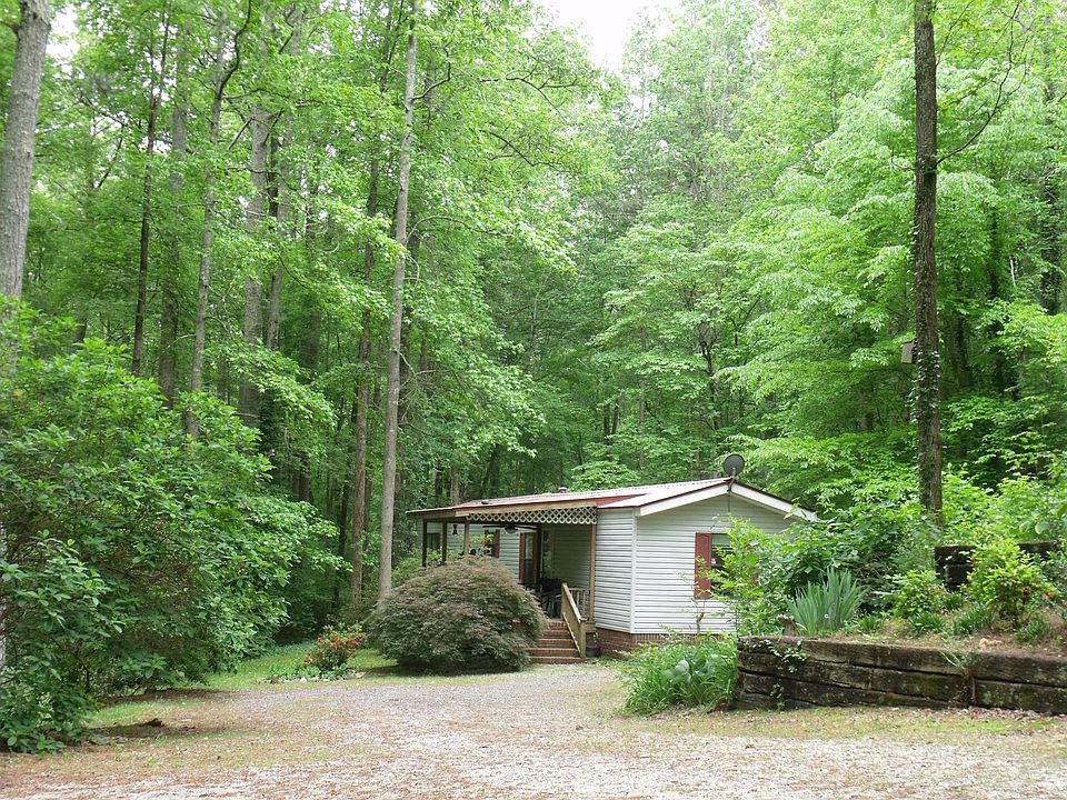Main view of home from drive