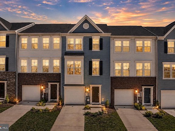 3rd image of 52 Telluride Way
