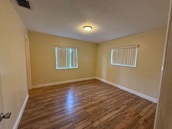 4th image of 2590 NW 26th Ave