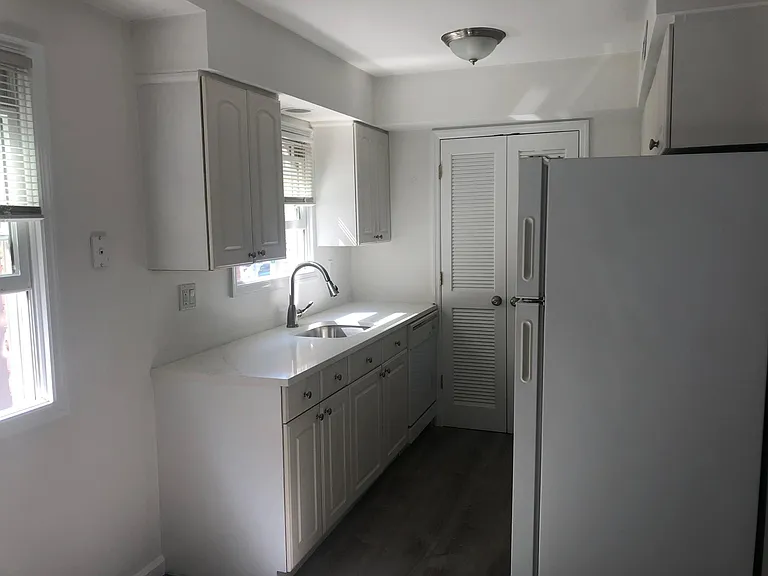344 Gorge Rd #5A — Photo 6