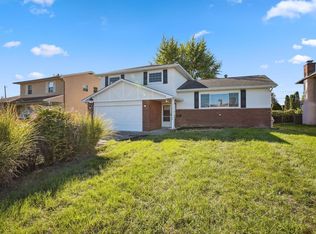 1515 Hempwood Dr, Columbus, OH