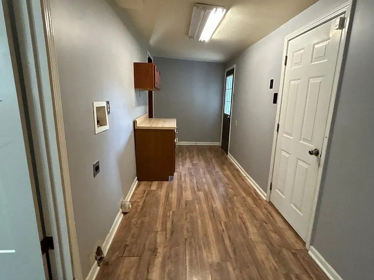 505 N College St — Photo 9