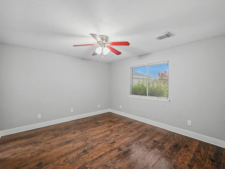 20967 Young Meadows Way — Photo 6