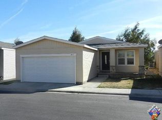 2418 Summit View Dr, Rosamond, CA 93560