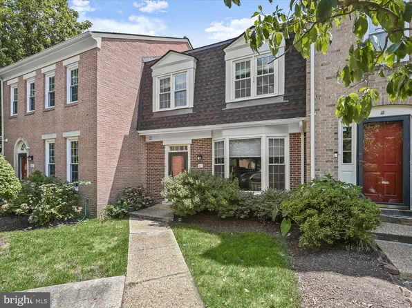 11 S Montague St, Arlington, VA 22204