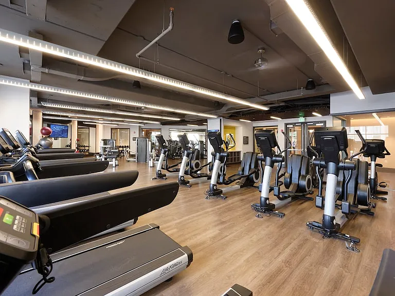 Hunt Valley - State-of-the-art fitness center cardio equipment