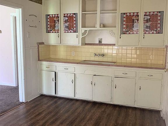4th image of 2297 E Lucas Dr
