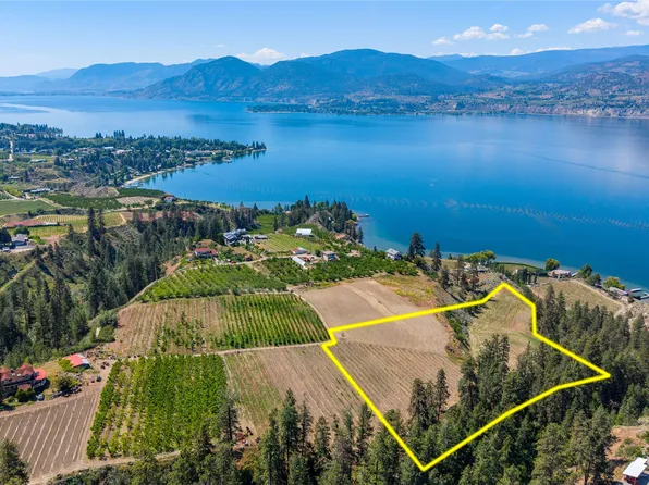 4815 Cooper Rd, Kootenay Boundary, BC V0H 1H4