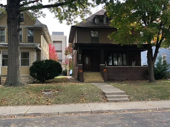 906 N Cooper St, Peoria, IL 61606