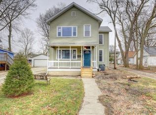 718 S State St APT 3, Champaign, IL 61820