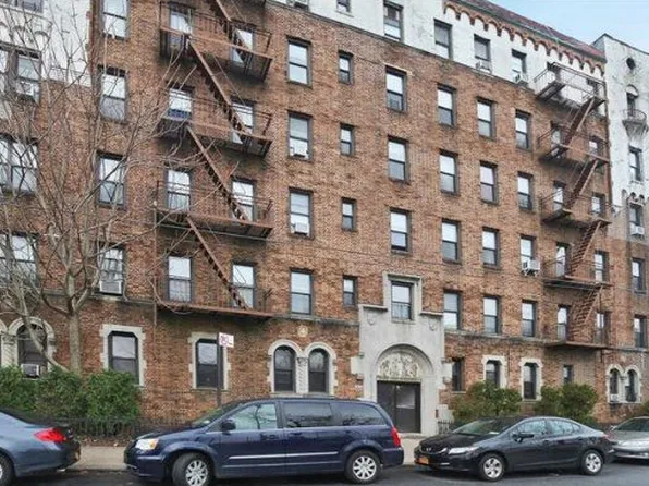 1862 East 14th Street image 1 of 1