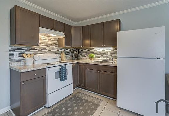 3rd image of 4119 Richmond Hwy #4119