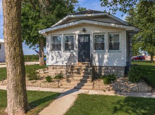 301 Washington St, Graymont, IL 61743