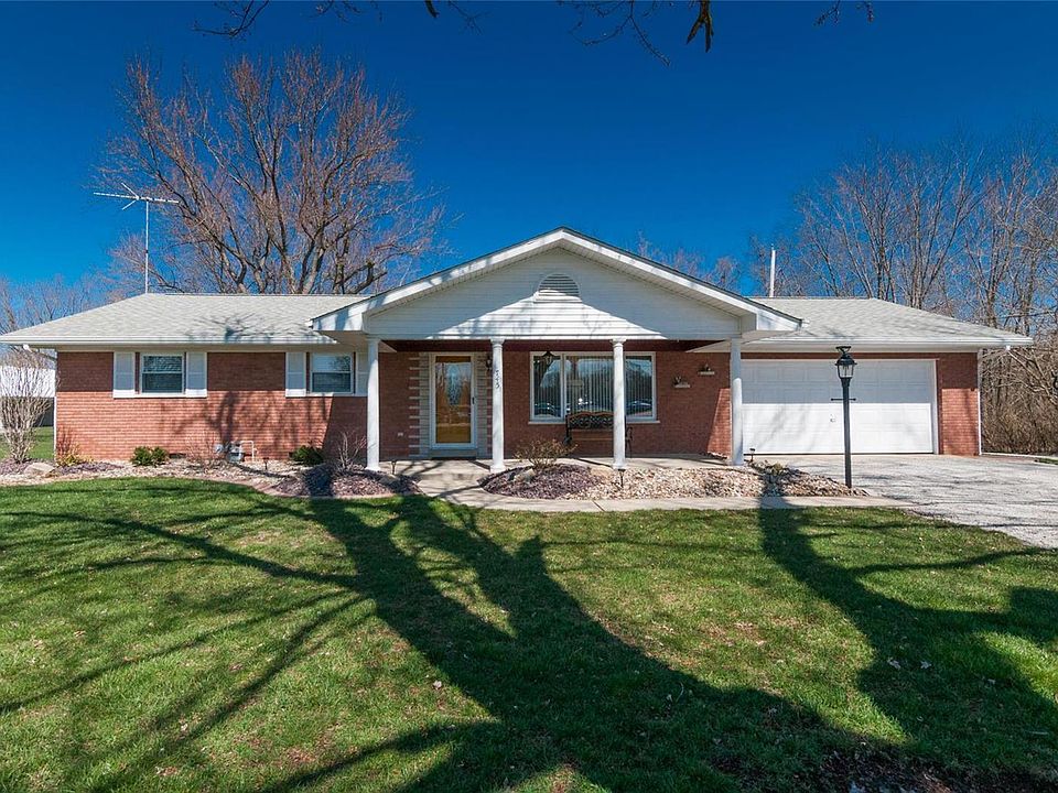 1st image of 745 Urbanna Dr