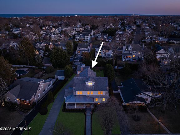 4th image of 327 South Boulevard