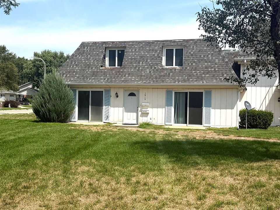 1st image of 1912 32nd St