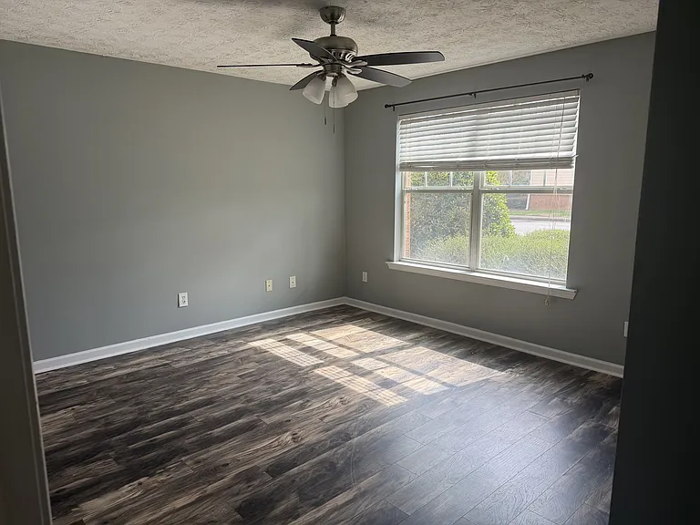 241 S Irwin St #2 — Photo 6
