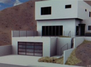 3905 Hopevale Dr, Sherman Oaks, CA 91403