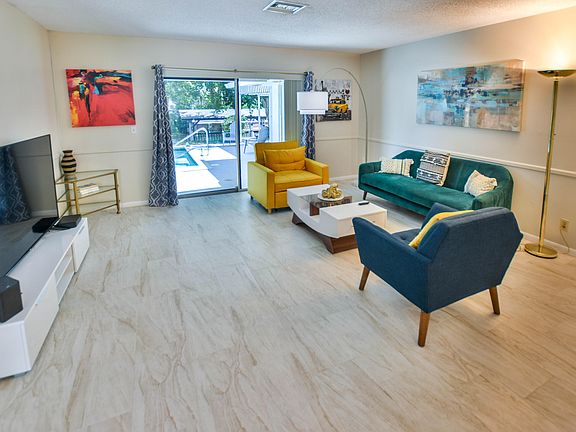 3rd image of 1210 SW 26th Avenue