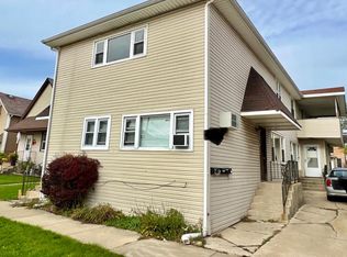 (Undisclosed Address), Blue Island, IL 60406