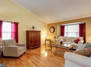 8029 High Oak Rd, Glen Burnie, MD 21060