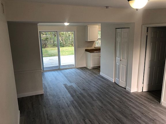 3rd image of 39 Saratoga Cir N