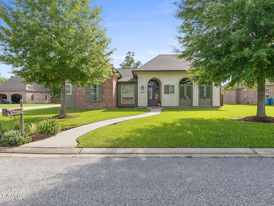 1st image of 1044 Angelwood Cir