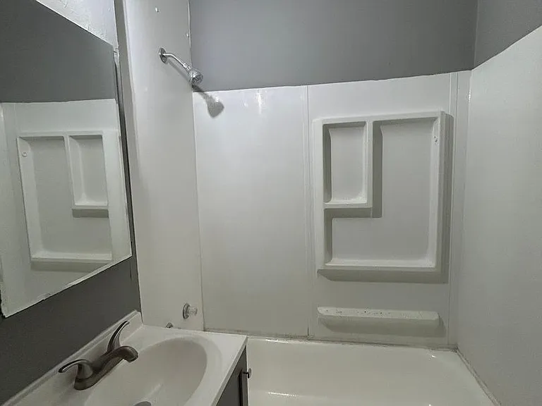101 W Willow Dr — Photo 20
